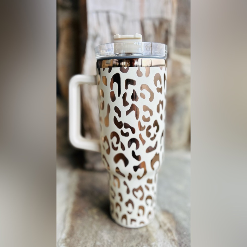 NEW! Copper and cream leopard print tumbler
